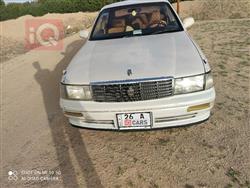 تۆیۆتا کراون